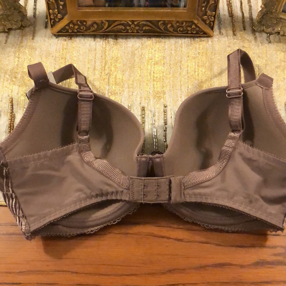 Wacoal La Femme 🔥 plunge T-Shirt bra fleshy mocha tone 34 DD underwire bra 😍 - Picture 5 of 10